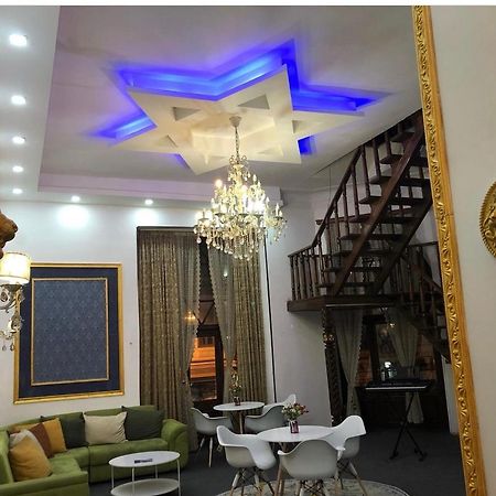 Mariam Hotel Tbilisi Esterno foto